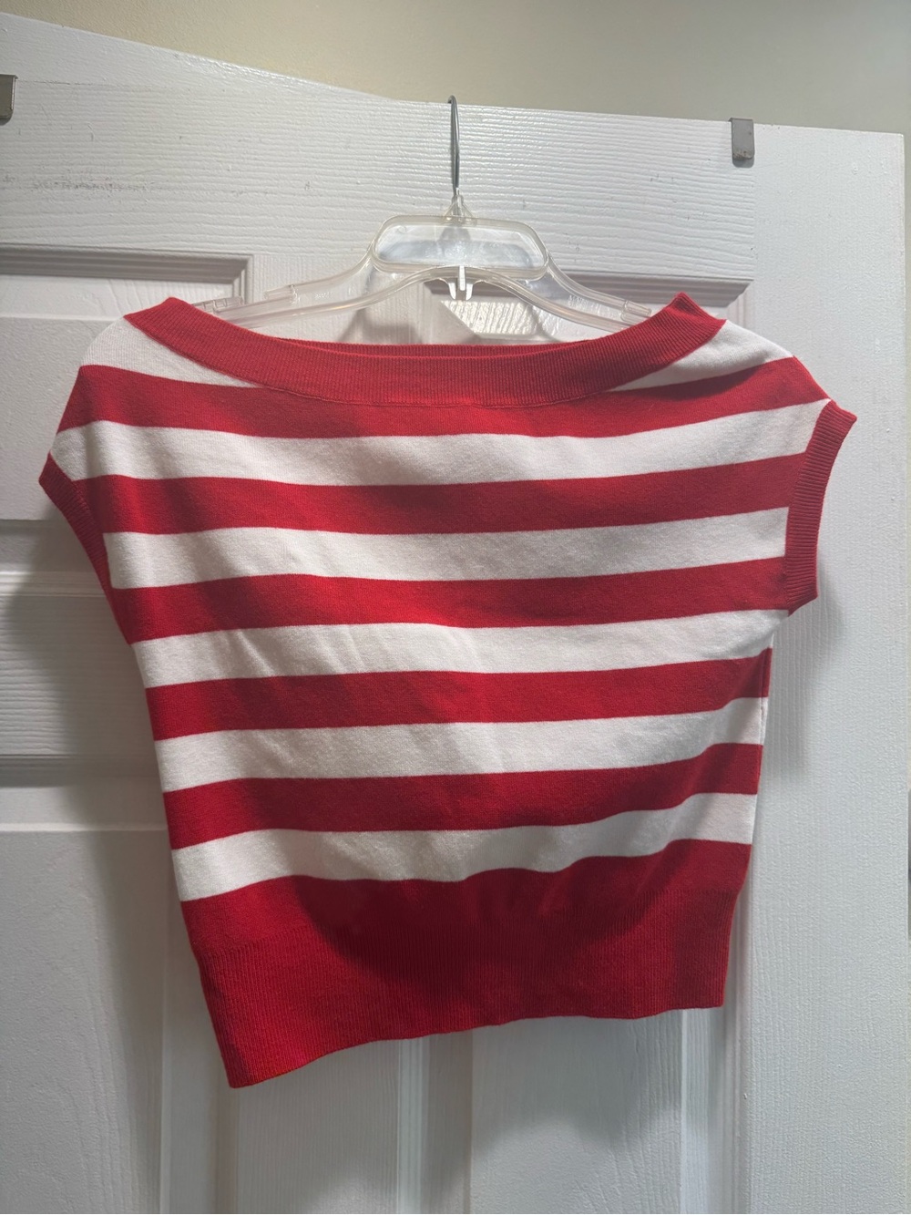 Red and White Striped Crop Knit Top